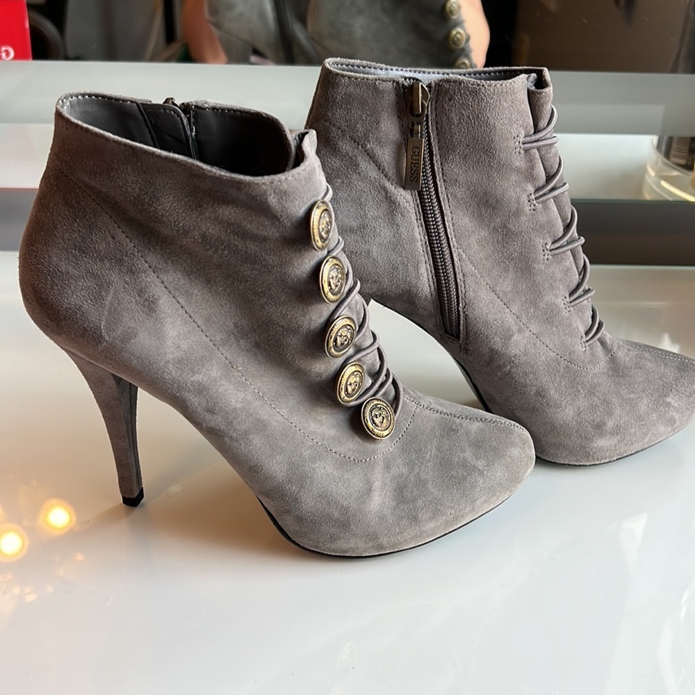 NWT Guess Grey Suede Ankle Booties